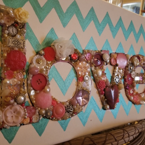 Wall art - Picture 1 of 4